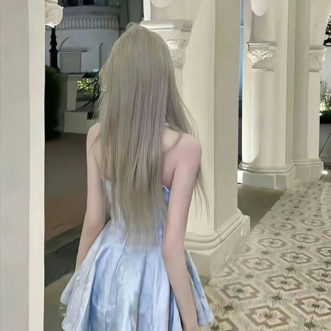 被众神捡到的男孩